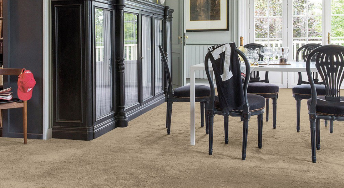 Invictus Magnificus Carpet